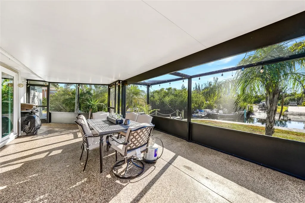 141 Singapore Road Punta Gorda FL 33950