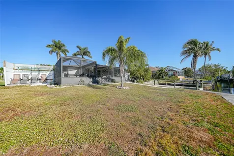 141 Singapore Road Punta Gorda FL 33950