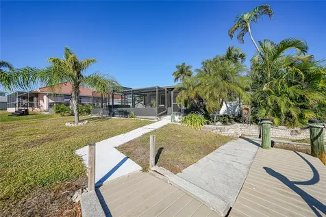 141 Singapore Road Punta Gorda FL 33950