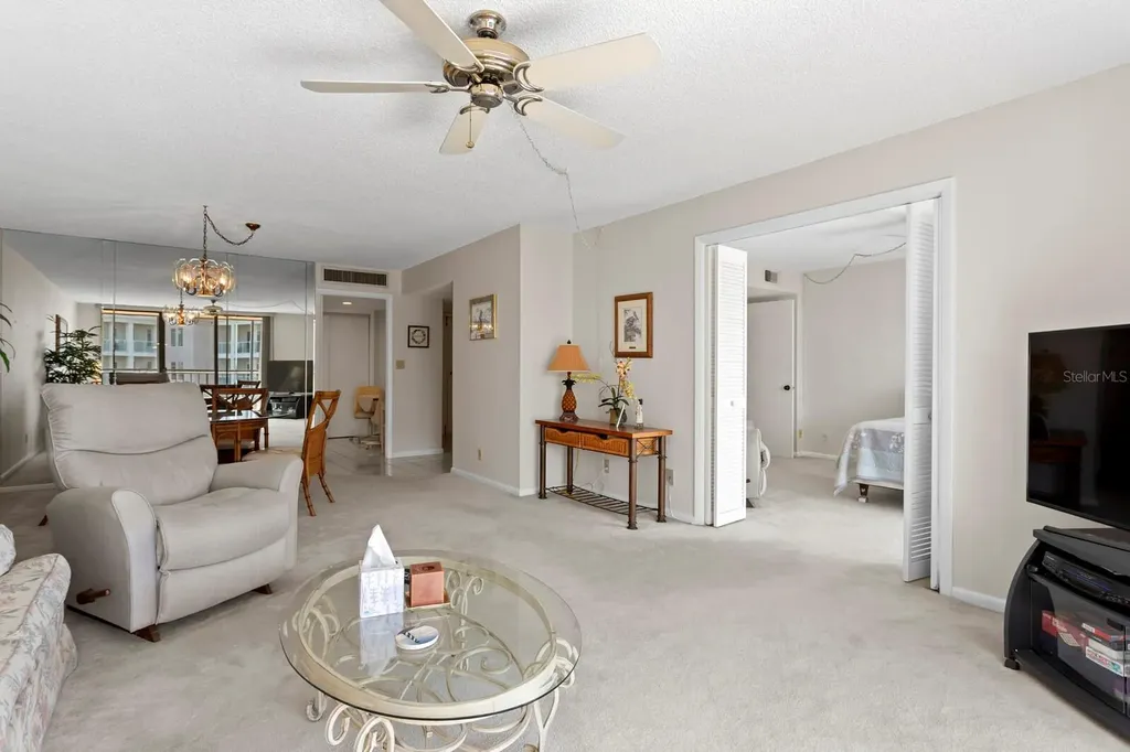 220 Belleview Boulevard Belleair FL 33756