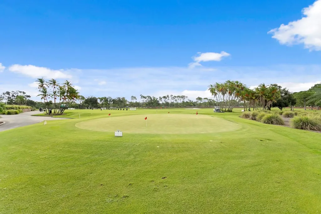 220 Belleview Boulevard Belleair FL 33756