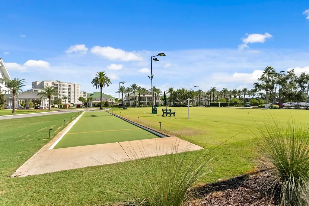 220 Belleview Boulevard Belleair FL 33756