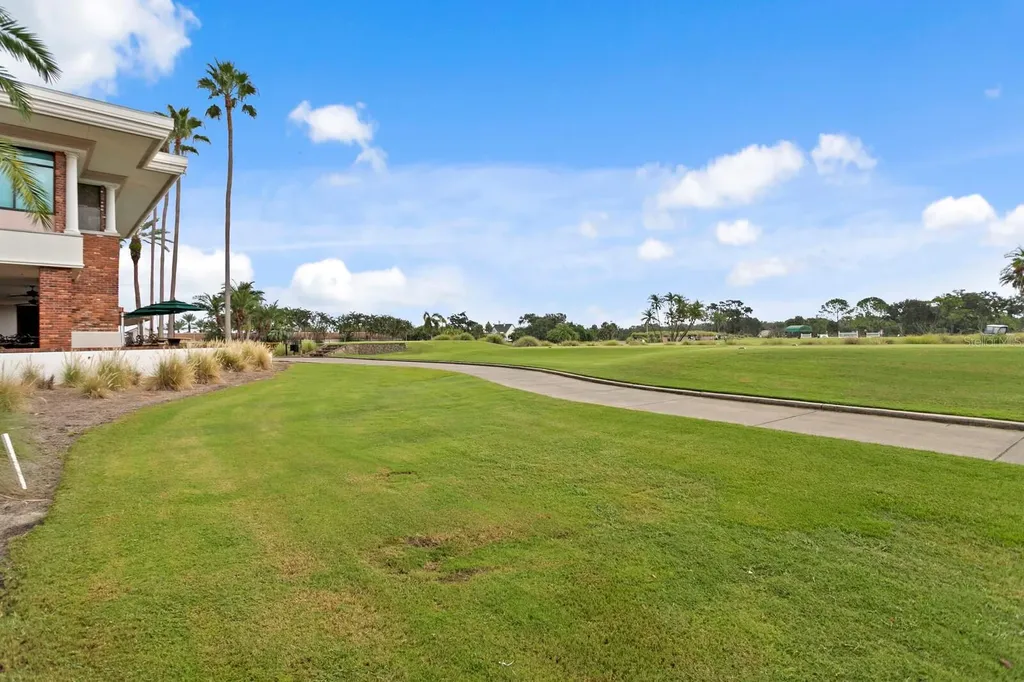 220 Belleview Boulevard Belleair FL 33756