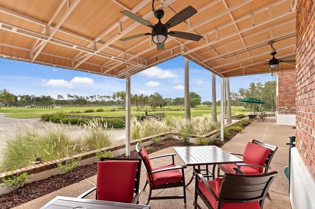 220 Belleview Boulevard Belleair FL 33756