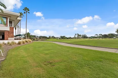 220 Belleview Boulevard Belleair FL 33756