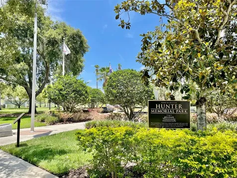220 Belleview Boulevard Belleair FL 33756