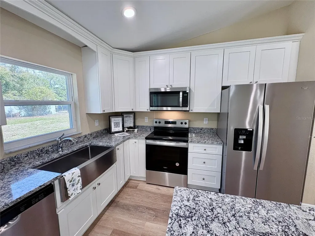 9309 SE Highway 42 Summerfield FL 34491