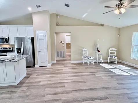 9309 SE Highway 42 Summerfield FL 34491