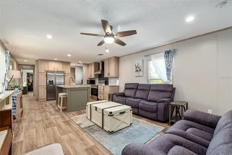 14755 SE 180th Street Weirsdale FL 32195