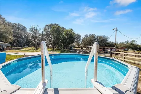 14755 SE 180th Street Weirsdale FL 32195