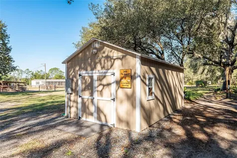 14755 SE 180th Street Weirsdale FL 32195