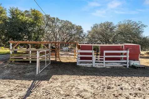 14755 SE 180th Street Weirsdale FL 32195