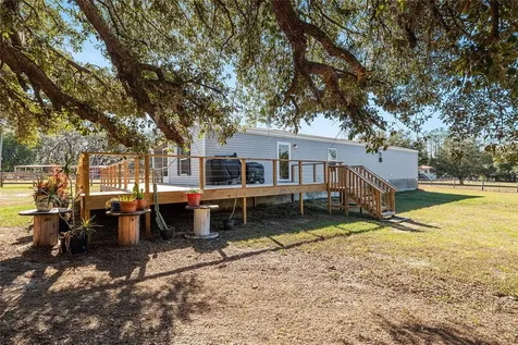 14755 SE 180th Street Weirsdale FL 32195