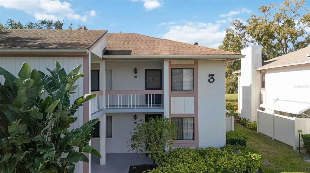 118 Lakeview Way Oldsmar FL 34677