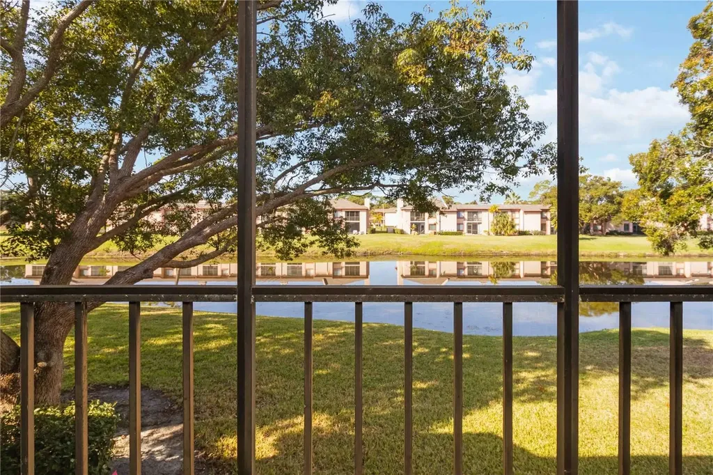 118 Lakeview Way Oldsmar FL 34677
