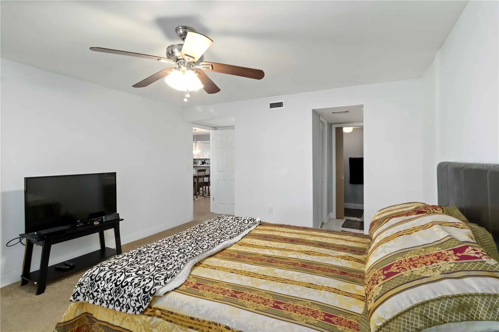 118 Lakeview Way Oldsmar FL 34677