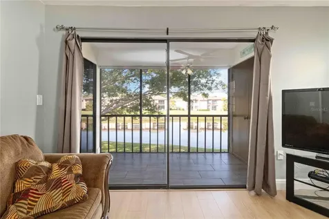 118 Lakeview Way Oldsmar FL 34677