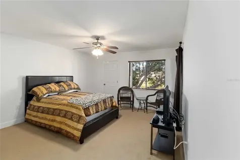 118 Lakeview Way Oldsmar FL 34677