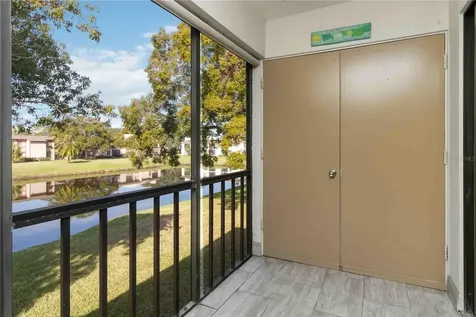 118 Lakeview Way Oldsmar FL 34677
