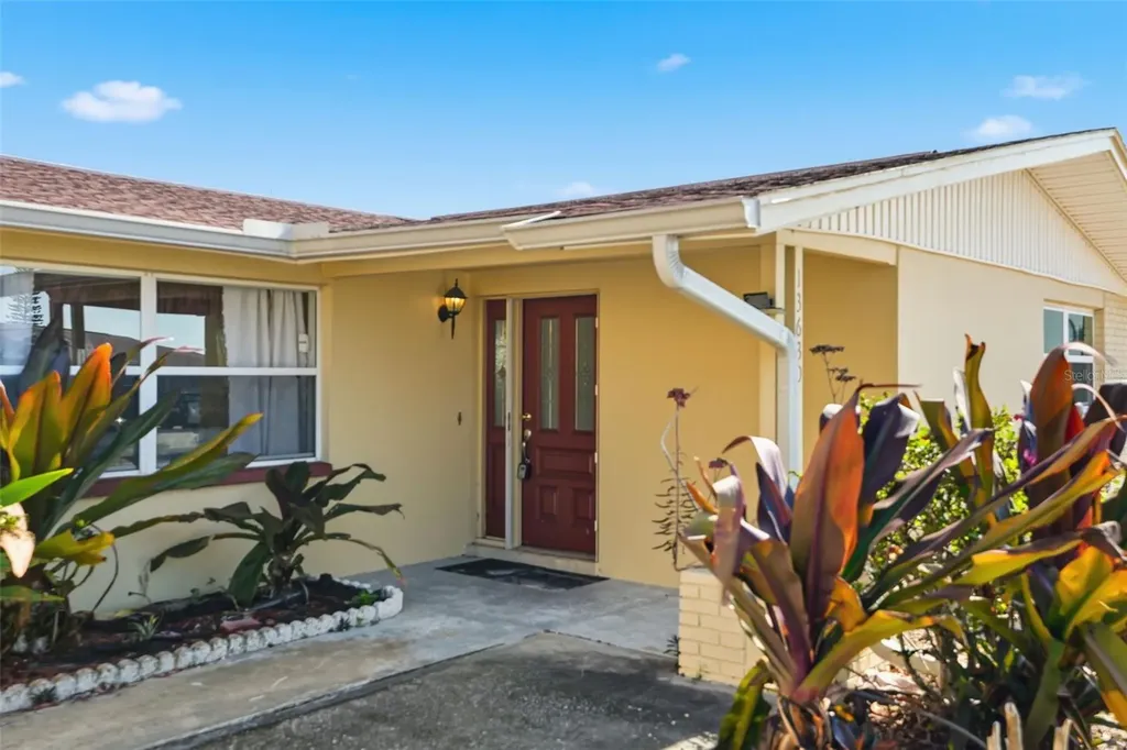 13630 Garris Drive Hudson FL 34667