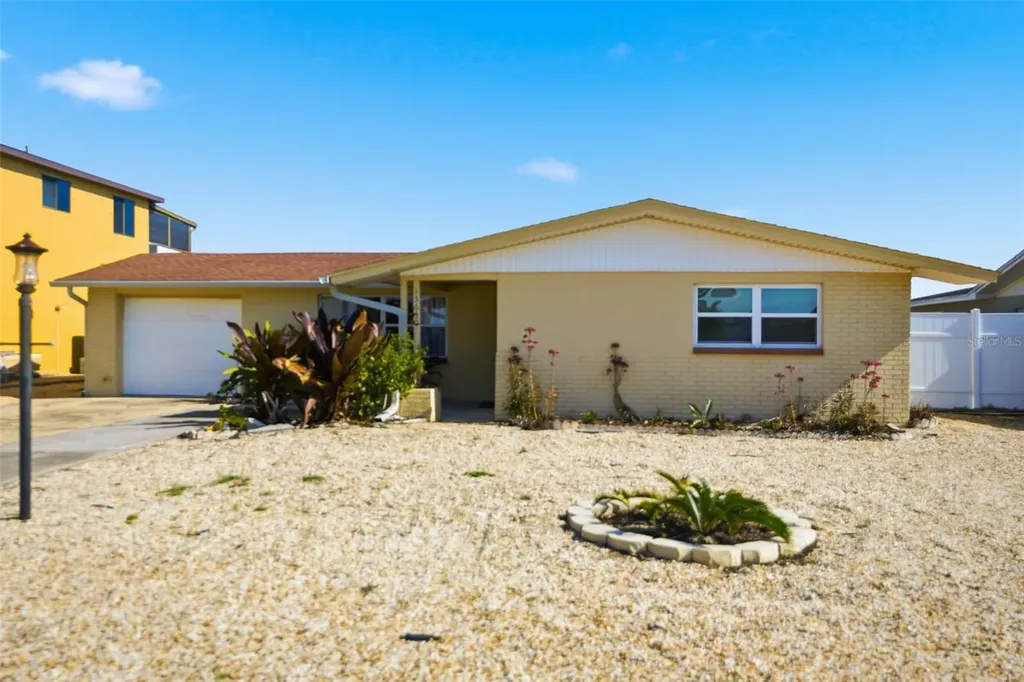 13630 Garris Drive Hudson FL 34667