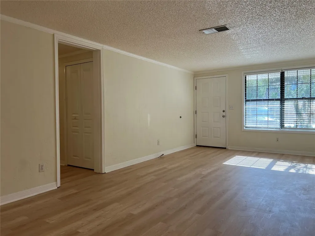 2490 SW 14th Drive Gainesville FL 32608