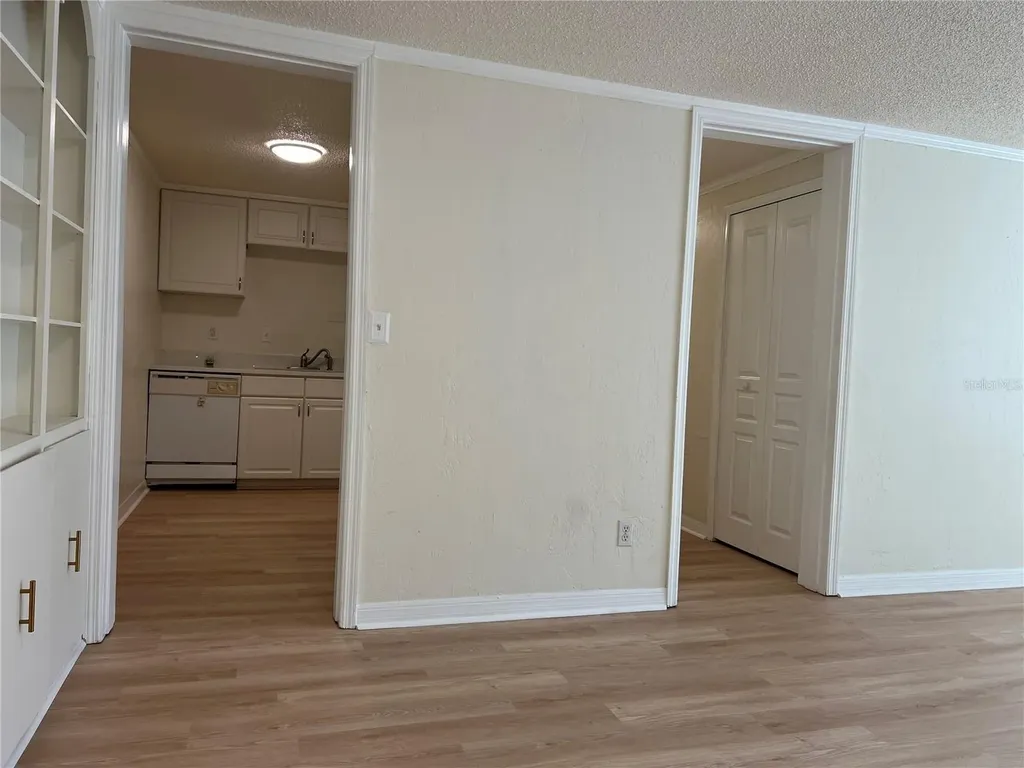 2490 SW 14th Drive Gainesville FL 32608