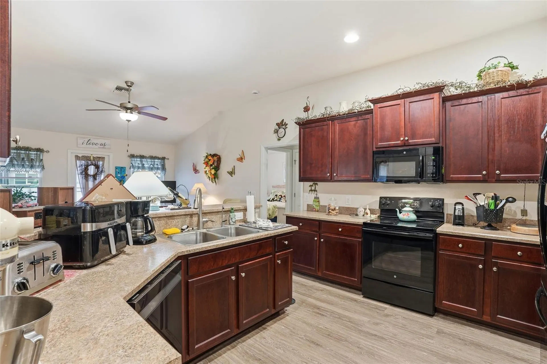 1006 NE 33rd Street Cape Coral FL 33909