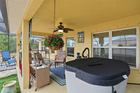 1006 NE 33rd Street Cape Coral FL 33909