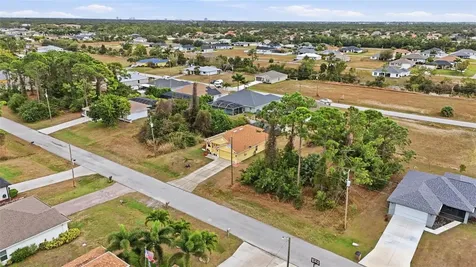 1006 NE 33rd Street Cape Coral FL 33909
