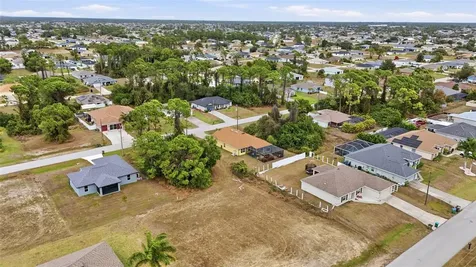 1006 NE 33rd Street Cape Coral FL 33909