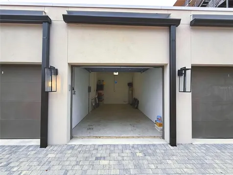 233 8th Street N St Petersburg FL 33701