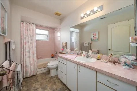 656 Sweetwater Way Haines City FL 33844