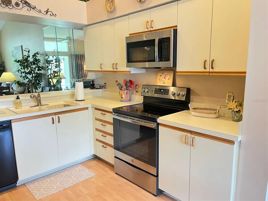 6713 Stone River Road Bradenton FL 34203
