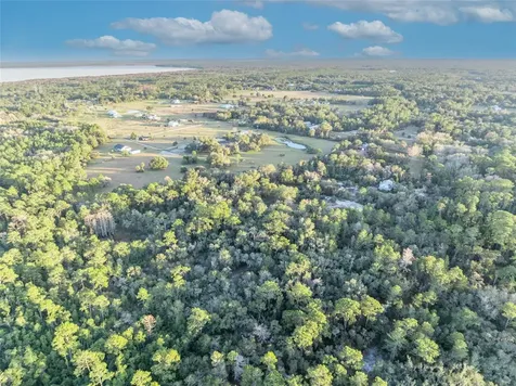 Willow Pond Lane Geneva FL 32732