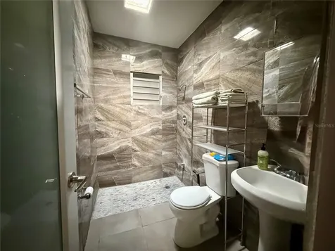 122 Calle Pomarrosa Fajardo PR 00738