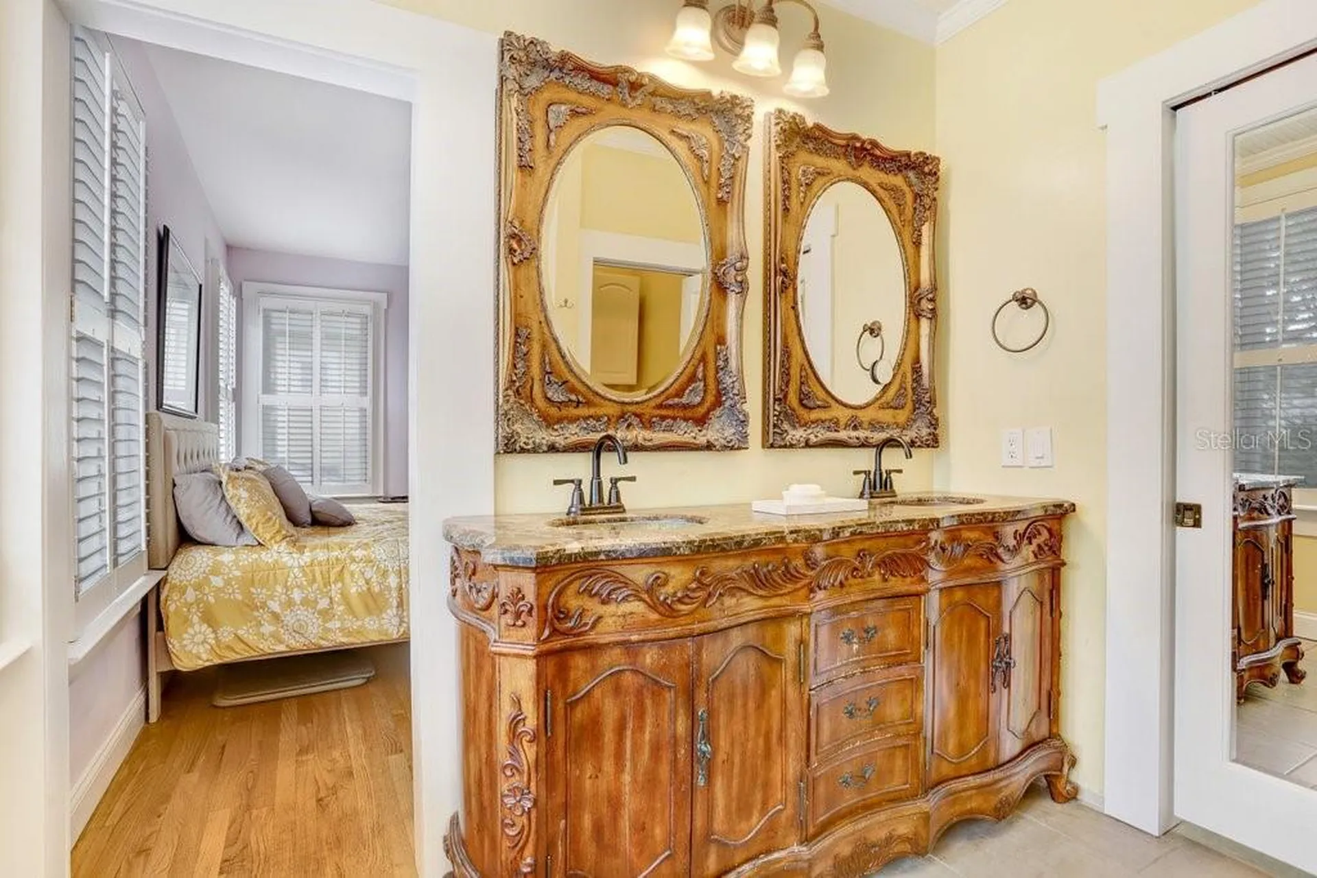 1801 W Hills Avenue Tampa FL 33606
