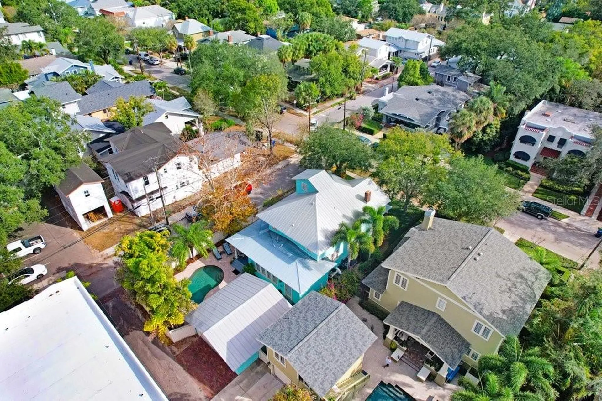 1801 W Hills Avenue Tampa FL 33606