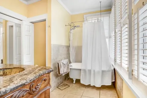 1801 W Hills Avenue Tampa FL 33606