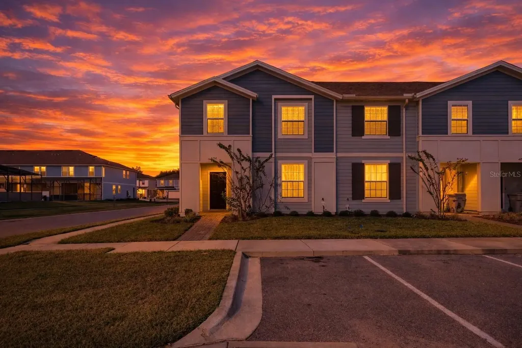 4250 Lana Avenue Davenport FL 33897