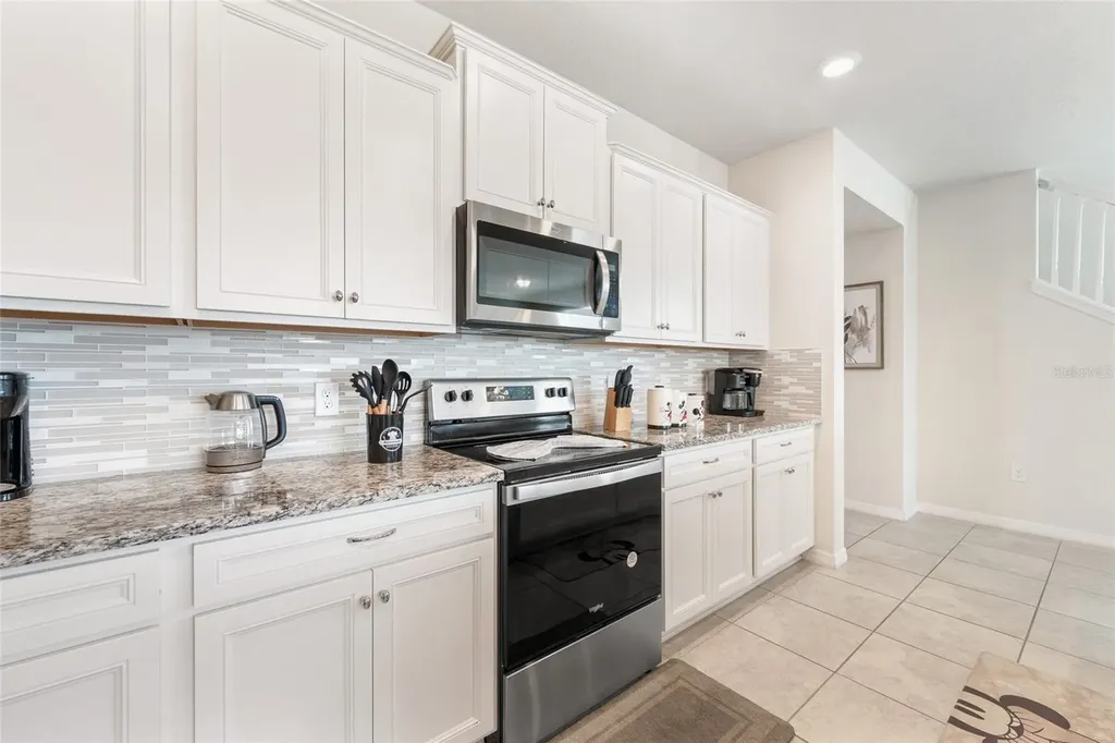 4250 Lana Avenue Davenport FL 33897