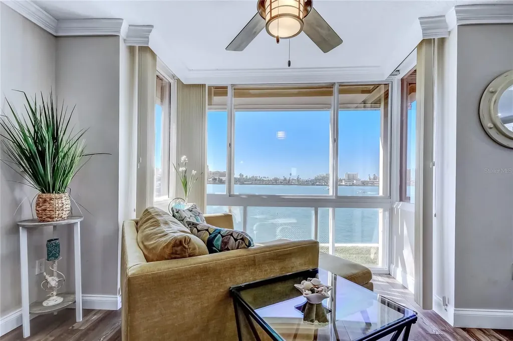 644 Island Way Clearwater Beach FL 33767