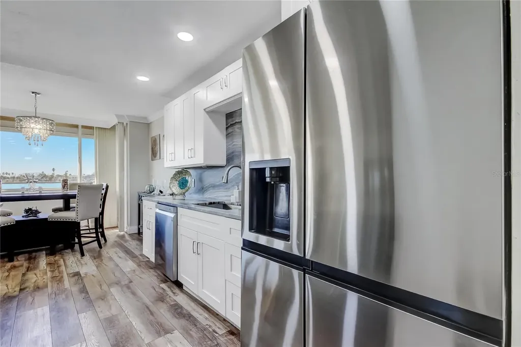 644 Island Way Clearwater Beach FL 33767