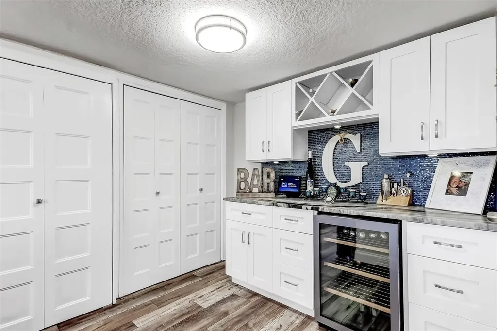 644 Island Way Clearwater Beach FL 33767