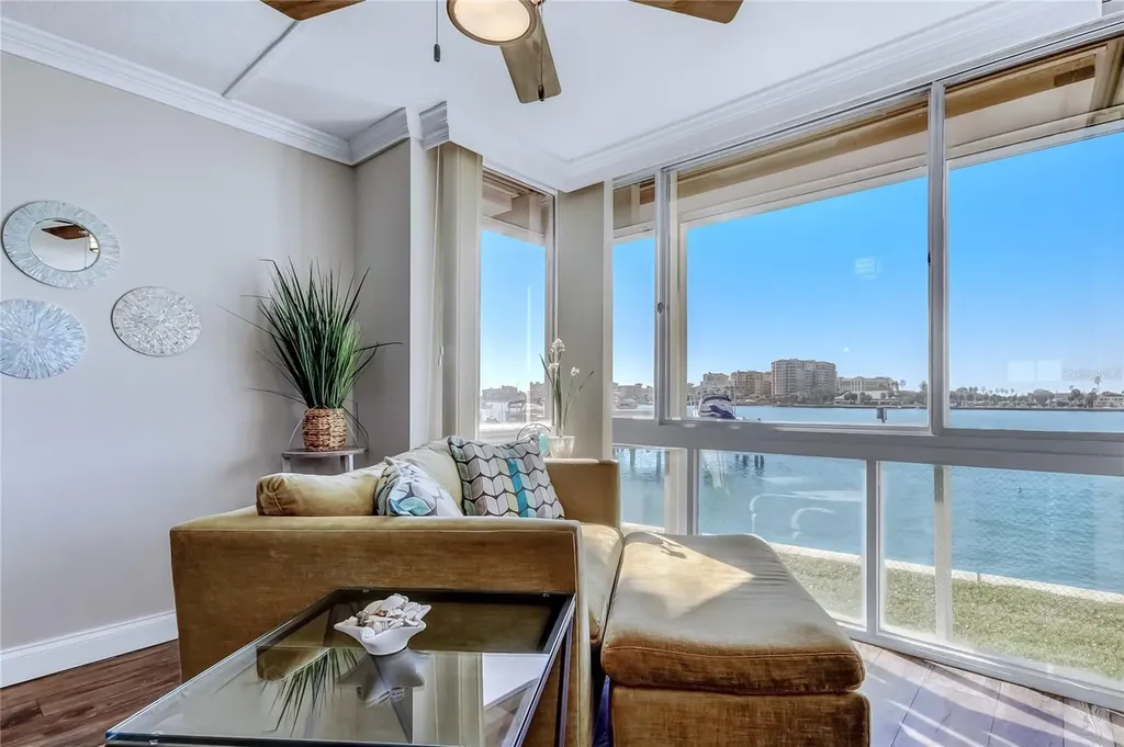 644 Island Way Clearwater Beach FL 33767