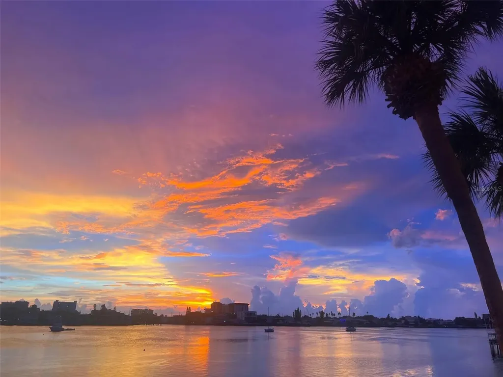 644 Island Way Clearwater Beach FL 33767