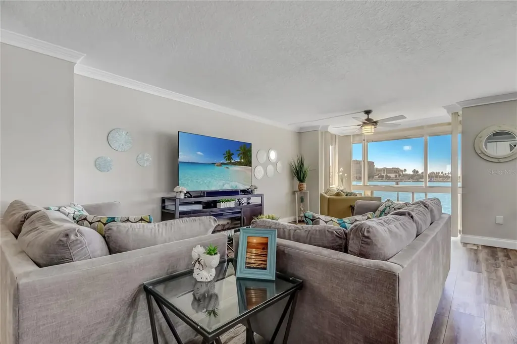 644 Island Way Clearwater Beach FL 33767