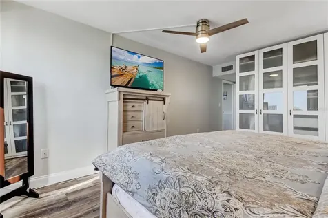 644 Island Way Clearwater Beach FL 33767
