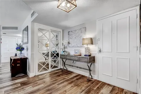 644 Island Way Clearwater Beach FL 33767