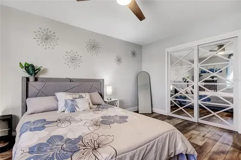 644 Island Way Clearwater Beach FL 33767